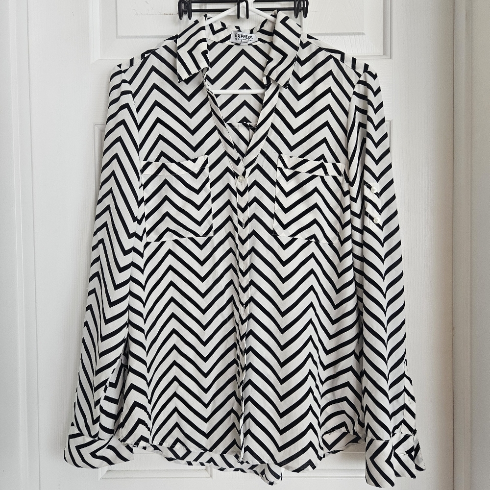 Express Black and White Chevron Women's Portofino